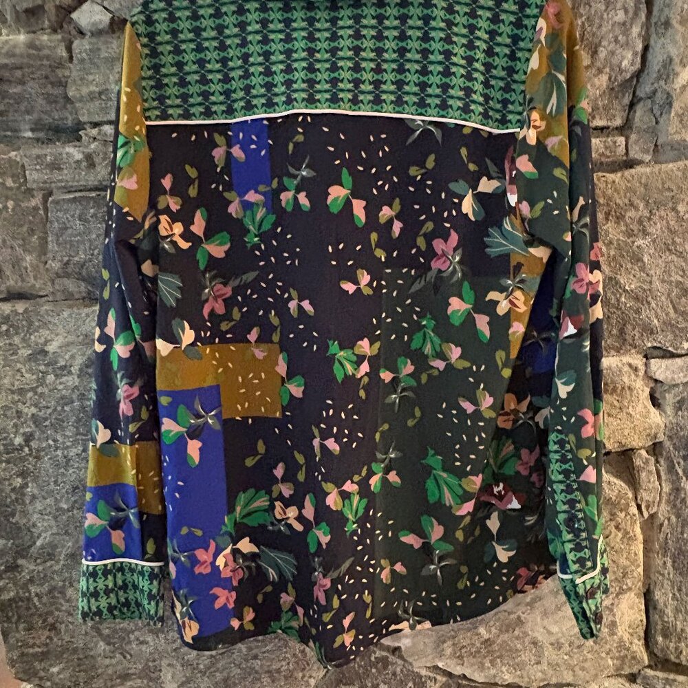 CAbi BUTTON DOWN MIXED PATTERNED FLORAL BUTTON DOWN BLOUSE; SIZE MED LIKE NEW!! - Picture 3 of 5